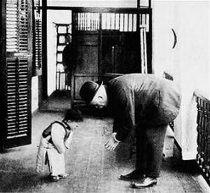 2018年3月8日铁路公安面试真题(图1)