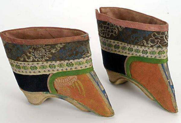 2018年吉林省公主岭事业单位笔试（中学历史）题（精选）(图2)